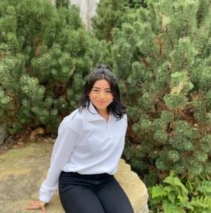 Meet your Posher, Raquel